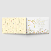 Wildflower Butterfly Spring floral Baby shower Gastenboek (Volledig)