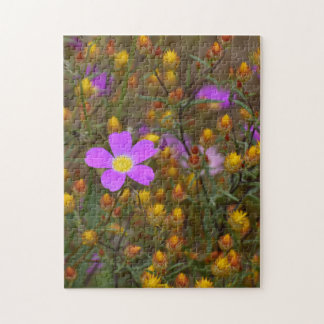 Wildflower Harmony – Purple & Gold in Bloom Legpuzzel