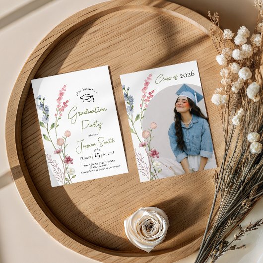 Wildflower Illustration Graduation Invite Kaart