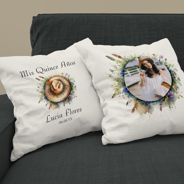 Wildflower ingelijste foto rustieke cowgirl kussen (Mis Quince Anos Photo Pillow from my Wildflower Cowgirl Hat Quinceanera Collection)