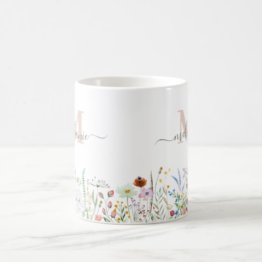 Wildflower Meadow Aangepaste Naam Monogram Koffiemok (Center)