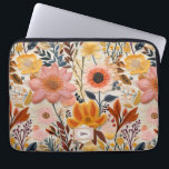 Wildflower Mooi Sinaasappel en Roze Monogram Laptop Sleeve<br><div class="desc">Een mooi sinaasappel,  geel en roze faux geborduurd bloemmotief met een vlek om een monogram toe te voegen. Dit zijn mooie en tijdloze accessoires!</div>