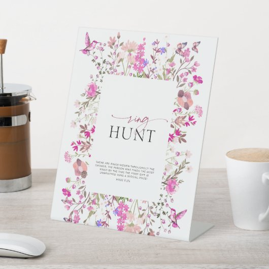 Wildflower Ruby Roos Ring Hunt Vrijgezellenfeest Reclamebord Met Voetstuk (Insitu)