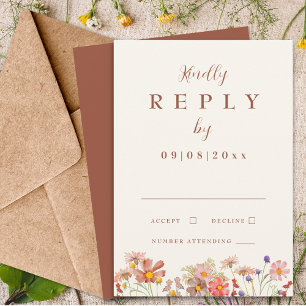 Wildflower Terracotta Fall Wedding Reageer RSVP Kaartje
