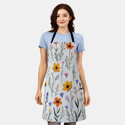 Wildflower Whimsy – Zachte weide Patroon Schort (Gedragen)