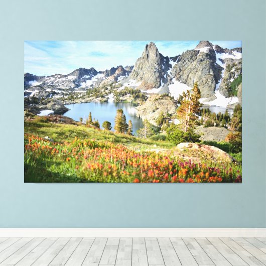 Wildflowers at Minaret Lake Canvas Afdruk (Insitu (Houten vloer))