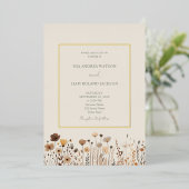 Wildflowers Boho Sage Green Gold Wedding Folie Uitnodiging (Staand Voorkant)