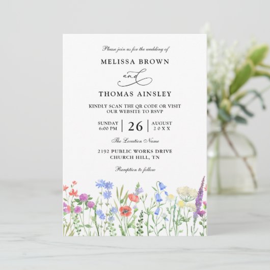 Wildflowers Elegant Modern Budget QR Code Wedding Kaart (Staand voorkant)