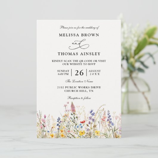 Wildflowers Elegant Modern Budget QR Code Wedding Kaart (Staand voorkant)