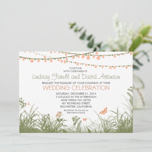 Wildflowers en String Lights bruiloft uitnodiging (Staand voorkant)