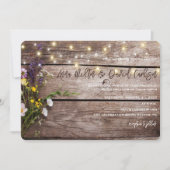 Wildflowers on Wood String Lights Rustic Wedding Kaart (Voorkant)