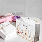 Wildflowers roze beige bruidsmeisje naam groot cadeauzakje