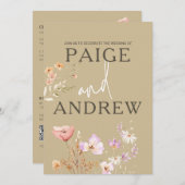 Wildflowers Tan Farmhouse Bruiloft uitnodiging 2 (Voorkant / Achterkant)