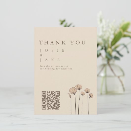 Wildflowers Wedding Dank u kaart met QR-code (Staand voorkant)