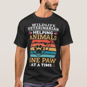 Wildlife Dierenarts Helpen Dieren Een Pauw Bij T T-shirt