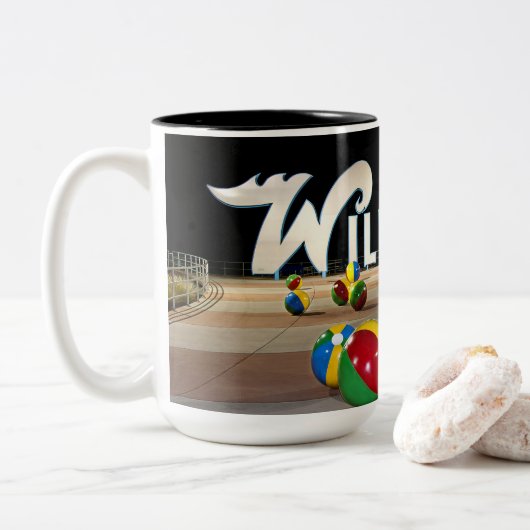 Wildwood's Sign on the Boardwalk in Wildwood NJ Tweekleurige Koffiemok (Met donut)