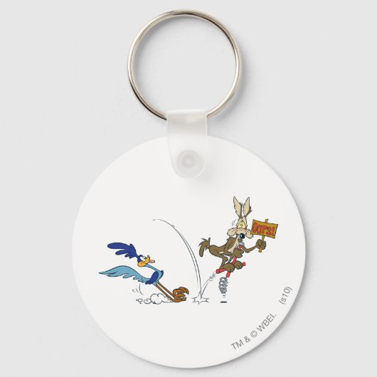 Wile E Coyote and ROAD RUNNER™ Acme Products 7 Sleutelhanger (Voorkant)