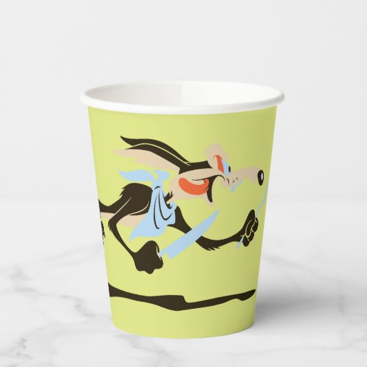 WILE E. COYOTE™ Chasing dinner Papieren Bekers (Links)