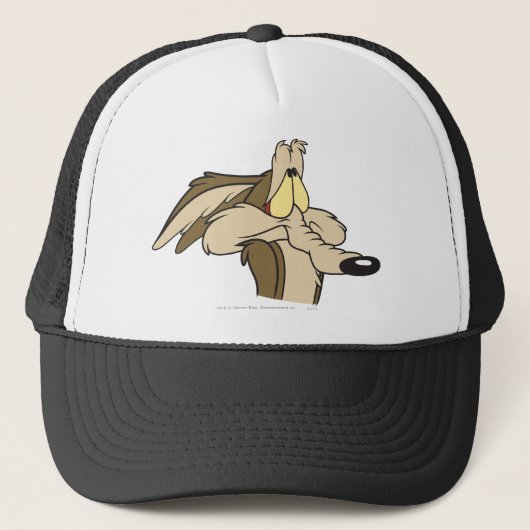 WILE E. COYOTE™ Dreigend onheil Trucker Pet (Voorkant)