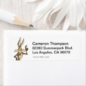 Wile E. Coyote Standing Tall Etiket (Insitu)