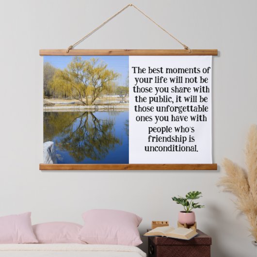 Wilgenbomen en reflectie in water hangend wandkleed (Slaapkamer)