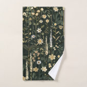 Wilhelmina Dark Daisy Floral Bad Handdoek (Handdoek)
