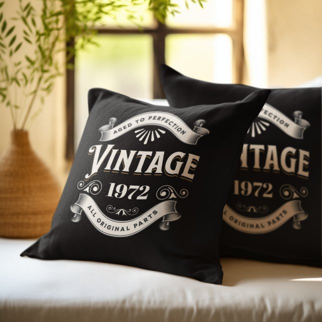 Willekeurig Jaar Vintage Verjaardag Kussen (Creator heeft geüpload)