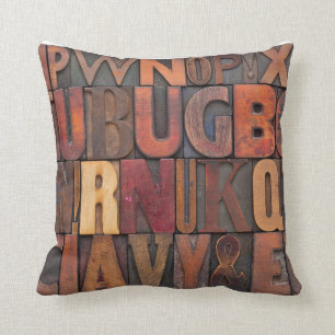 willekeurige alfabet letters - vintage letterpers  kussen