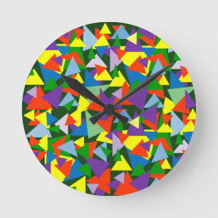 Willekeurige kleurrijke driehoeken ronde klok
