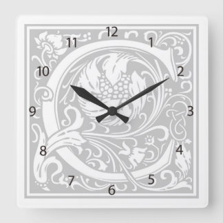 William Morris Alphabet C Square Wall Clock Vierkante Klok