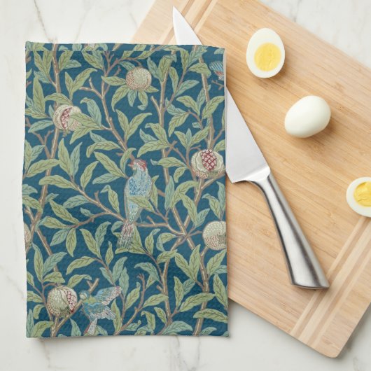 William Morris "Bird and Pomegranate"  Theedoek (Quarter Fold)