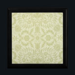William Morris Borage Wedding Soft Green Cadeaudoosje<br><div class="desc">Dit prachtige antiek patroon is gebaseerd op het mapontwerp van William Morris Borage uit het midden van de jaren 1800. Een prachtig patroon voor zachte en mooie cadeautjes,  traditionele bruiloften en feestelijkheden,  het is subtiel en prachtig.</div>