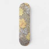 William Morris Chrysanthemum Bloem Skateboard (Voorkant)