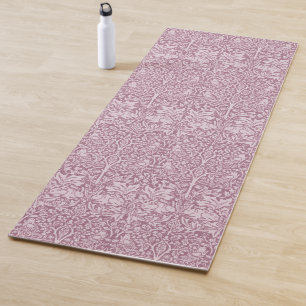 William Morris, de opgeknapte dief van de Aardbei, Yogamat
