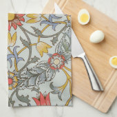 William Morris Floral Circle Flower Illustration Theedoek (Quarter Fold)