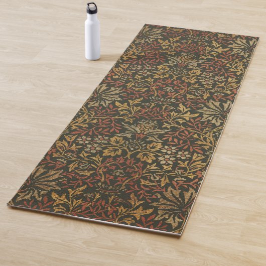 William Morris Flower Garden Tapestry Yogamat (In situ)