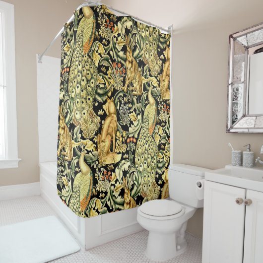 William Morris Forest Tapestry Fox Hare Peacock Douchegordijn (In situ)