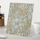 William Morris Golden Lily Blue Gold Classic Reclamebord Met Voetstuk (Insitu)
