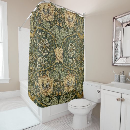 William Morris Honeysuckle Green Floral Douchegordijn (In situ)