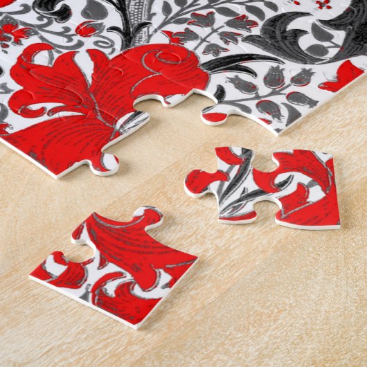 William Morris Iris en Lily, Black, White en Red Legpuzzel (Zijkant)