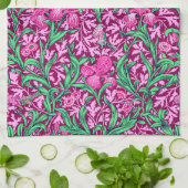 William Morris Irises, Fuchsia Pink en Wine Theedoek (Gevouwen)