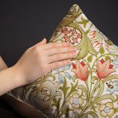 William Morris Lily Art Nouveau Floral Pattern Kussensloop