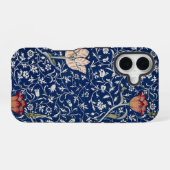 William Morris Medway Blauwe Tulp Bloemkunst iPhone 16 Hoesje (Achterkant horizontaal)