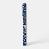 William Morris Medway Blauwe Tulp Bloemkunst iPhone 16 Hoesje (Linkerkant)