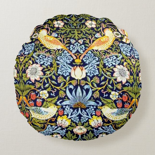 William Morris over het  ontwerp van de aardbeiend Rond Kussen (Voorkant)