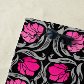 William Morris Pimpernel, Fuchsia Pink en Black Strandlaken (In situ)