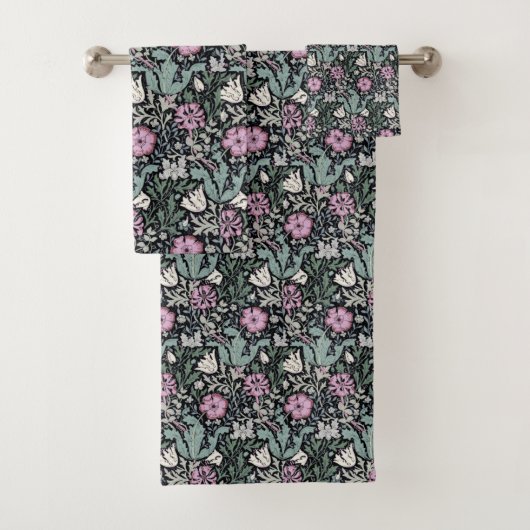 William Morris Pink Poppy Botanical Victorian Bad Handdoek (Insitu)