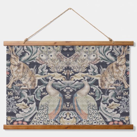 William Morris Rabbit, Peacock en Fox Hangend Wandkleed (Voorkant)