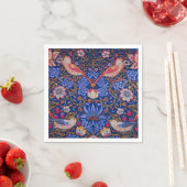 William Morris Strawberry Thief Floral Pattern Servet (Insitu)