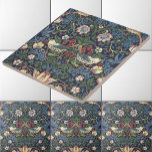 William Morris  Strawberry Thief Pattern Tegeltje<br><div class="desc">Dit is een digitaal verbeterde afdruk die is afgeleid van een antiek blok van 1883. Het strakke dief-patroon van William Morris. William Morris was een Victoriaans tijdperk dichter, romanschrijver, textielontwerper en een belangrijke figuur van de Britse Beweging voor Kunsten en Kunsten. Zijn design hadden een middeleeuwse esthesie en respect voor...</div>